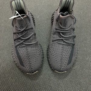 Yeezy 350v2 cinder